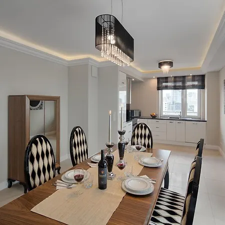 City Aparthotel Wola Apart Otel 3*