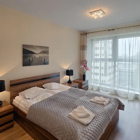 City Aparthotel Wola 3* Varsavia