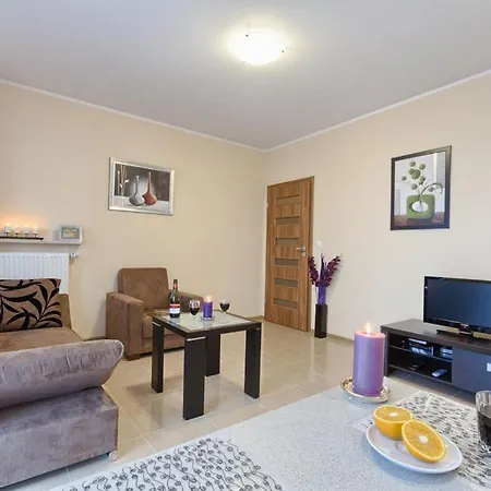 Aparthotel City Aparthotel Wola 3*