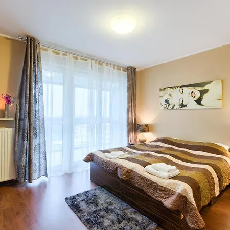 City Aparthotel Wola Aparthotel Varsavia